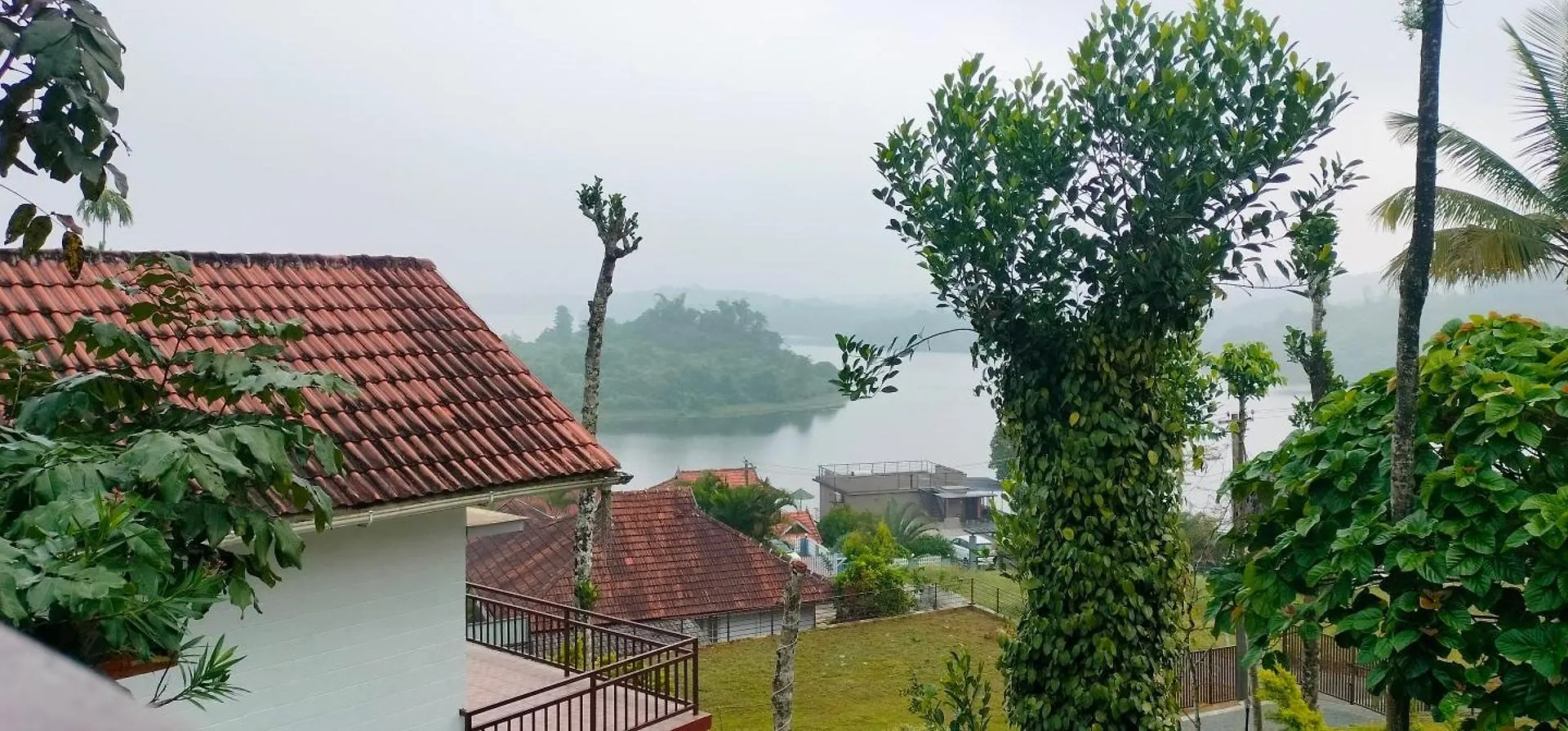 Karapuzha Water Scapes Hotel Wayanad